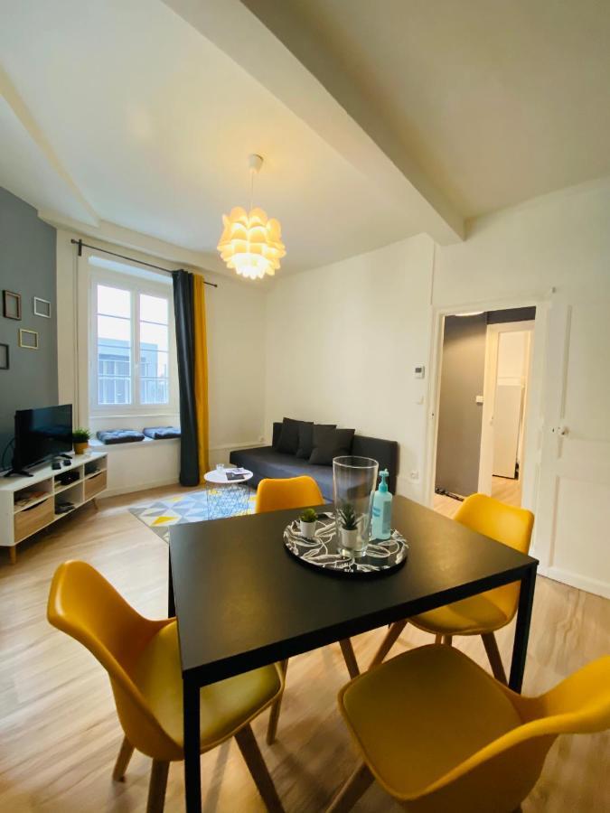 Nid Douillet Sur Plateau Central Clermont-Ferrand Exterior photo